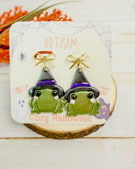 Cozy Witch Frog